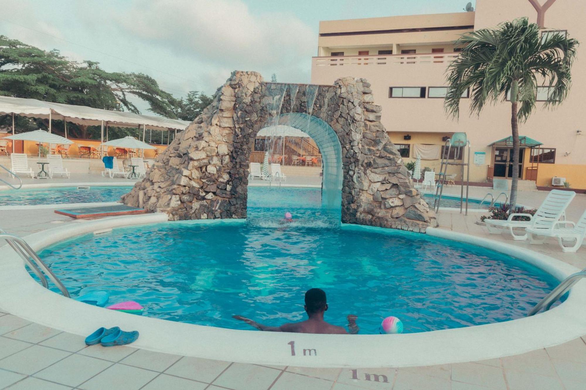 Hotel Marjorie 'Y' Tema Luaran gambar